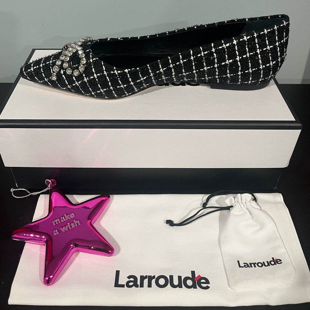 Larroude Women's Lee Slip On Pointed Toe Flats | size 9